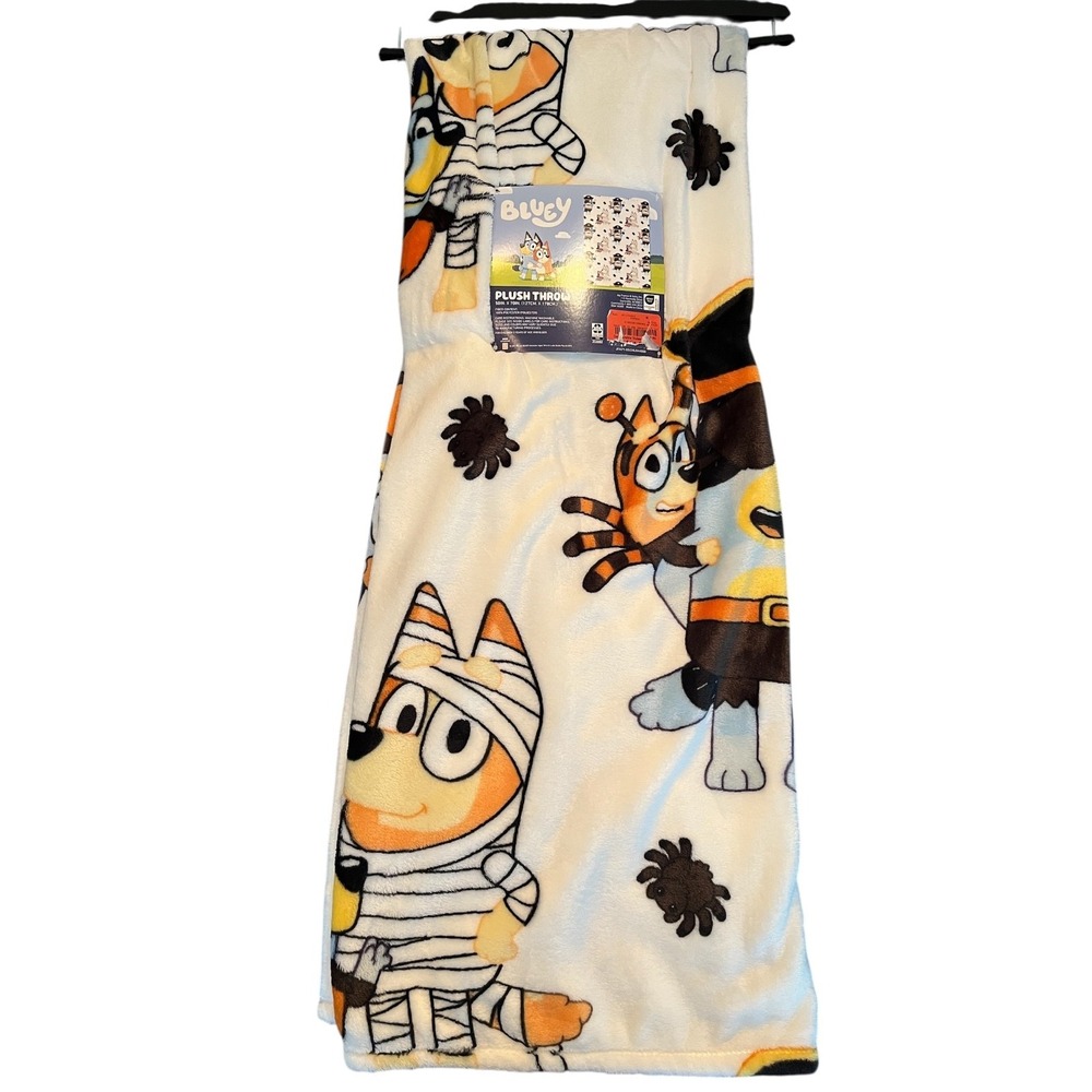 New Bluey Halloween Plush Throw Blanket 50x70 Pirate Spider Mummy‎